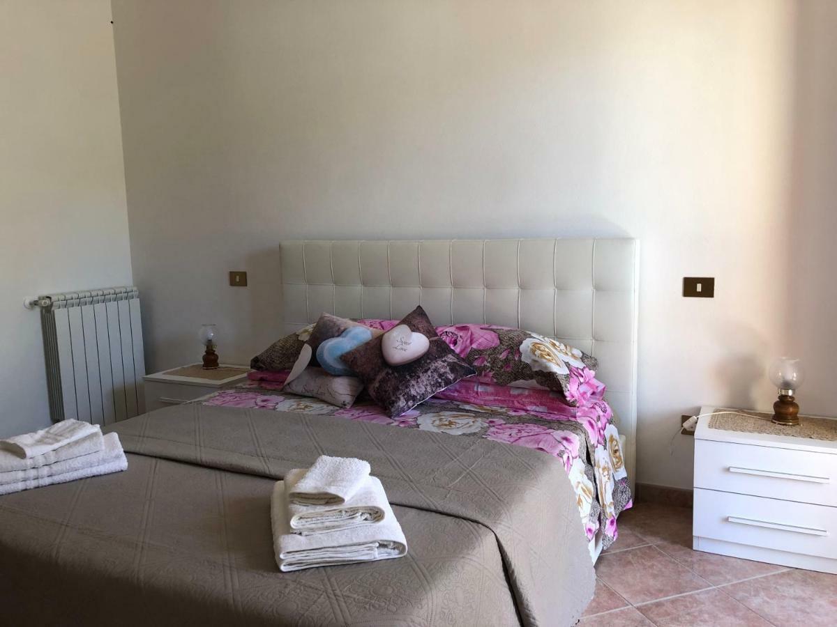 Appartamento In Villa Andreina Orosei Exterior photo